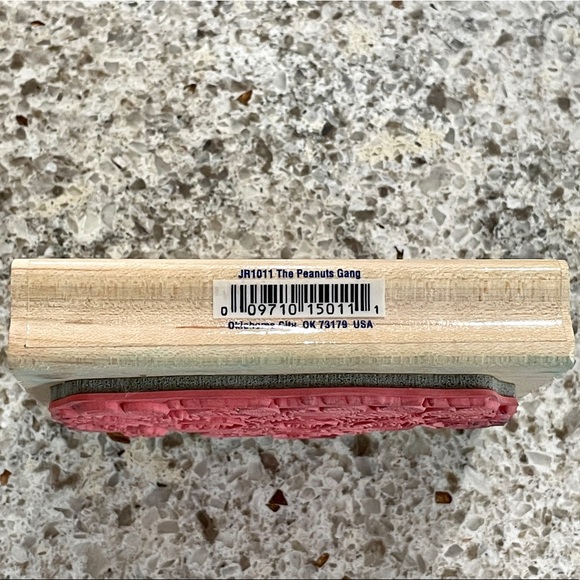 The Peanuts Gang Disney Rubber Stamp Charlie Brown Crafting Scrapbooking - Picture 4 of 6